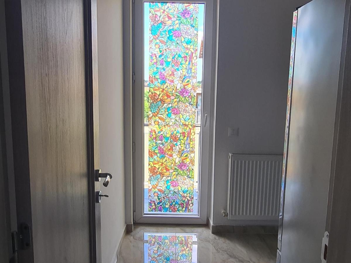 Marble Studio Bucharest Luaran gambar
